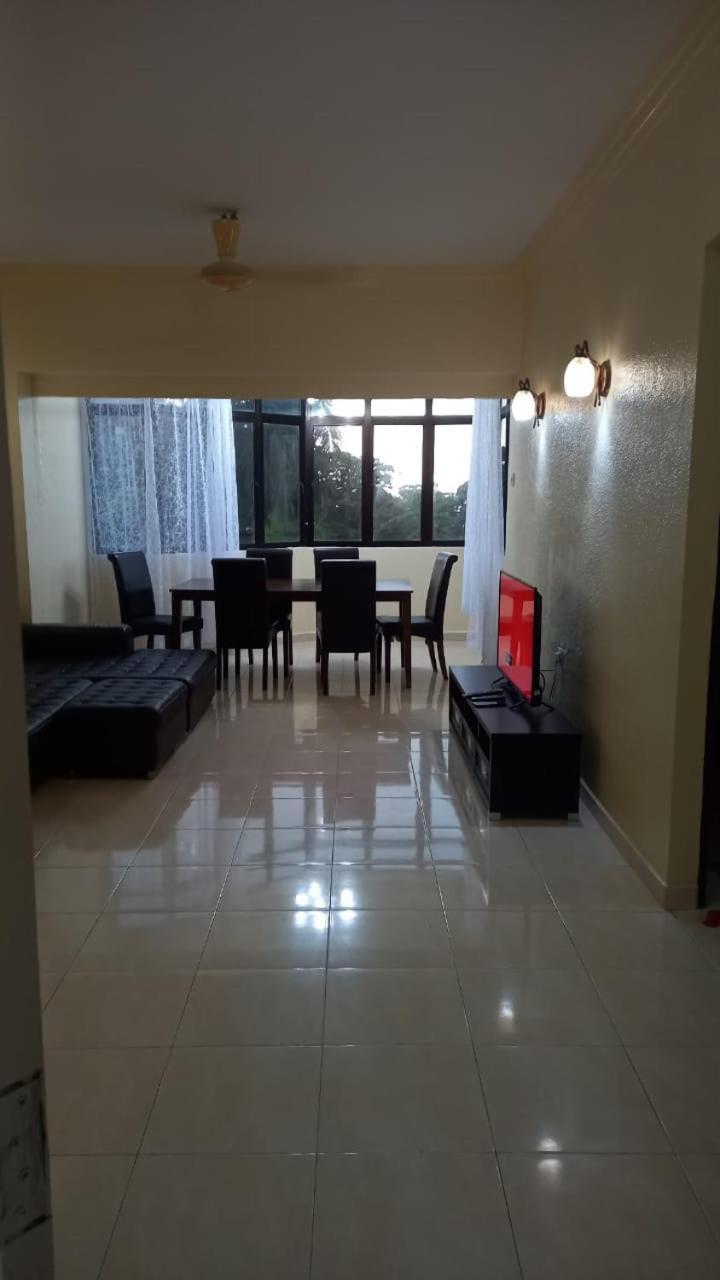 Ferienwohnung Seaput Srisayang Batu Feringgi Exterior foto