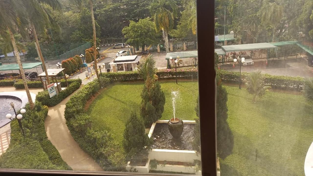 Ferienwohnung Seaput Srisayang Batu Feringgi Exterior foto