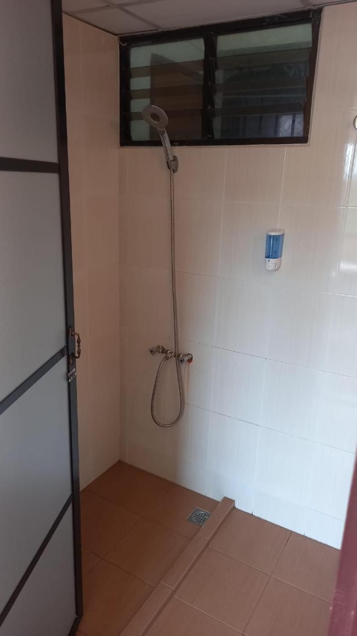 Ferienwohnung Seaput Srisayang Batu Feringgi Exterior foto